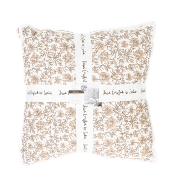Nicole Miller Set Of 2 26x26 Euro Pillows - Picture 1 of 1
